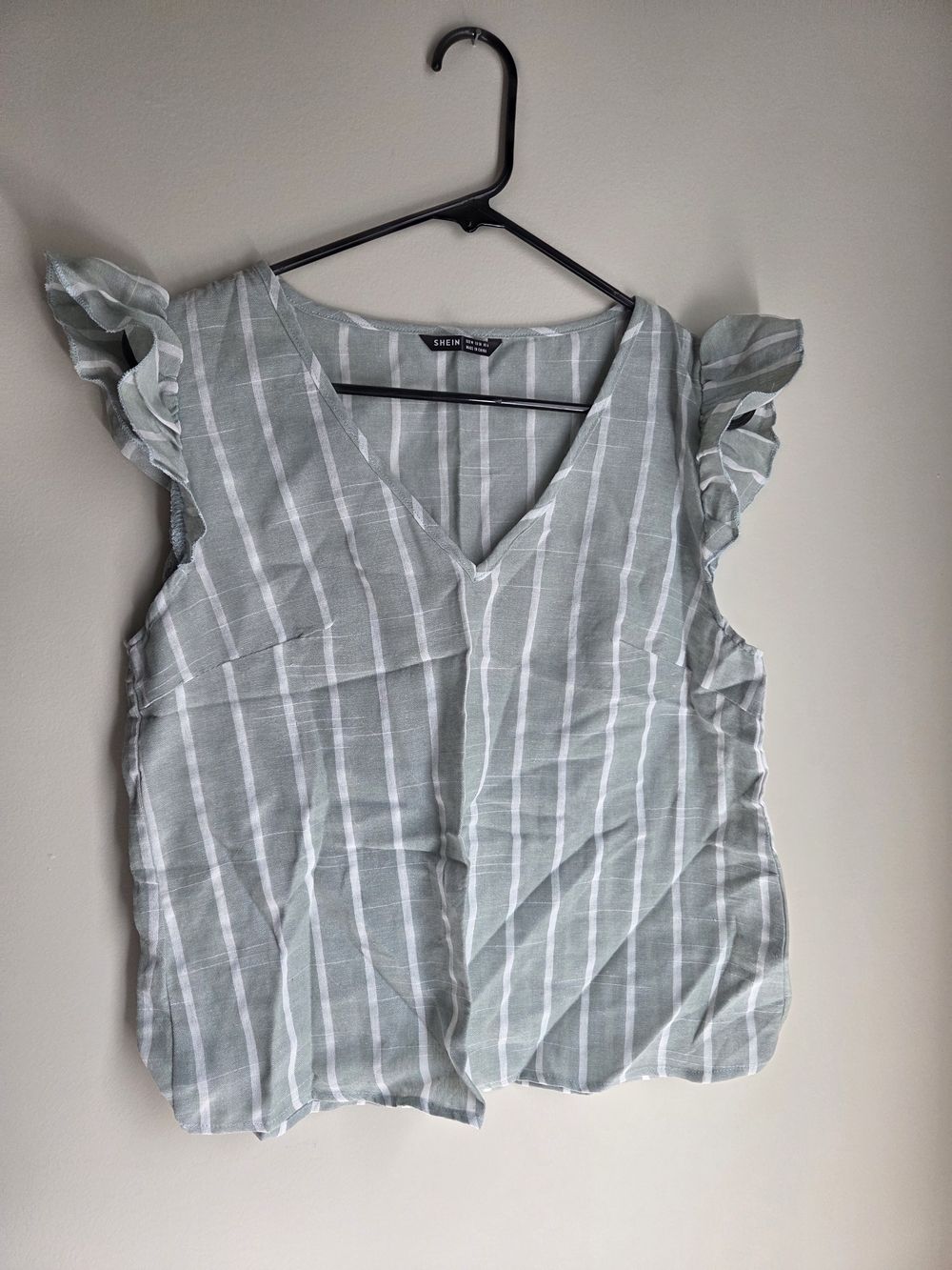 SHEIN Mint Green & White Striped Ruffle Sleeve V-Neck Top
